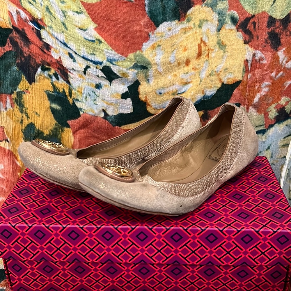 Tory Burch! Flats!